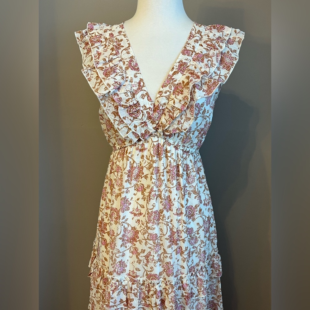 Japna Floral Ruffle Maxi Dress in Cream and Pink - Picture 2 of 9